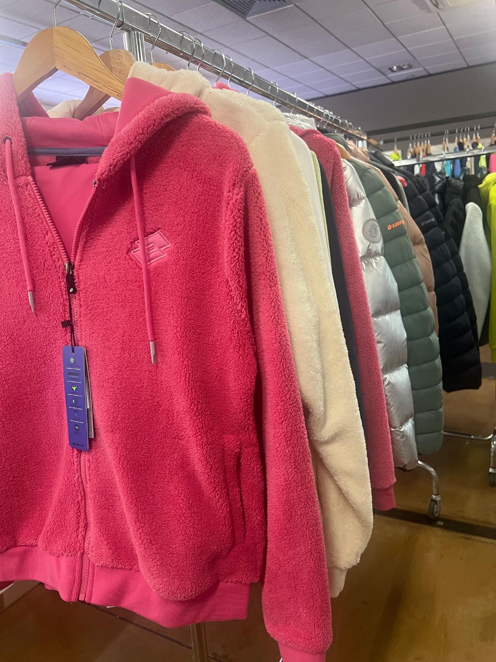 S45708  ABBIGLIAMENTO INVERNALE LOTTO